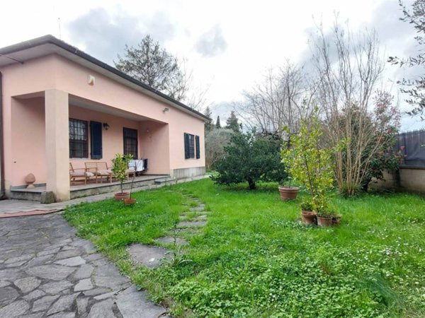 casa indipendente in vendita a San Giuliano Terme in zona Colignola