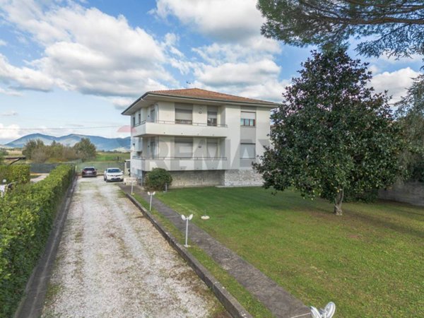 casa indipendente in vendita a San Giuliano Terme in zona Campo