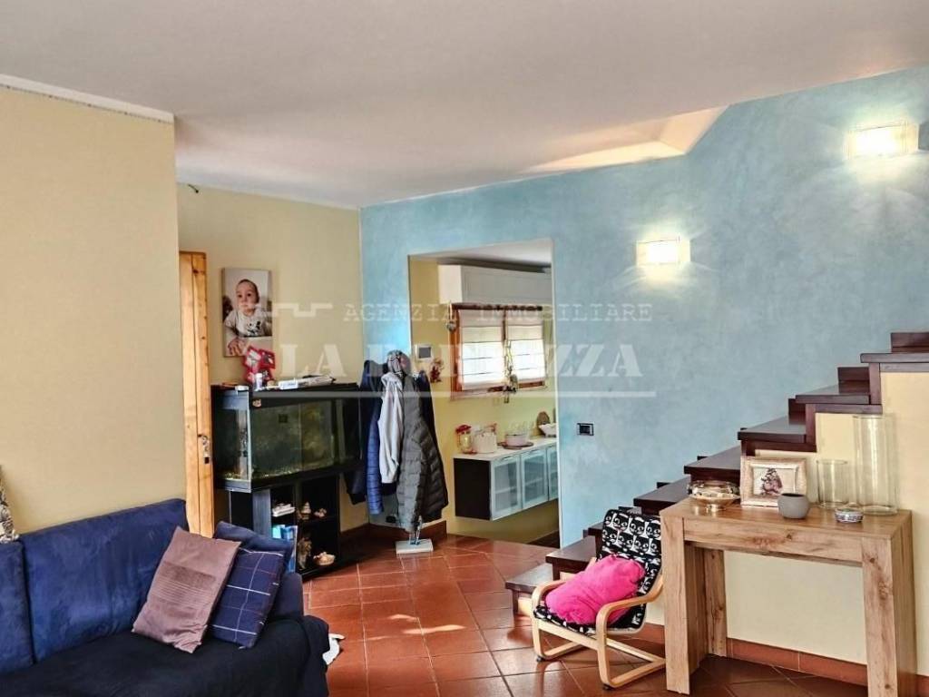 casa indipendente in vendita a San Giuliano Terme in zona Campo