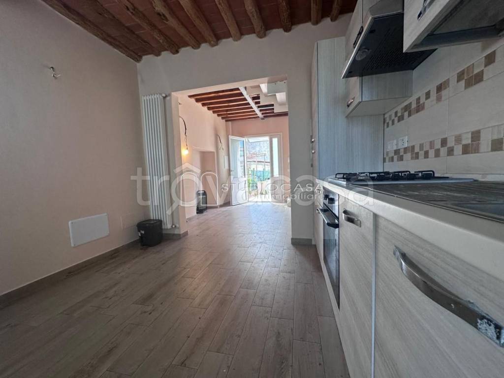 casa indipendente in vendita a San Giuliano Terme in zona Pontasserchio