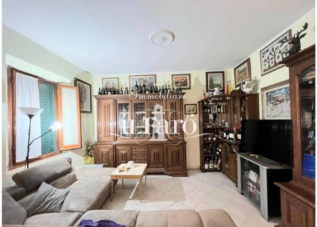 casa indipendente in vendita a San Giuliano Terme in zona Agnano
