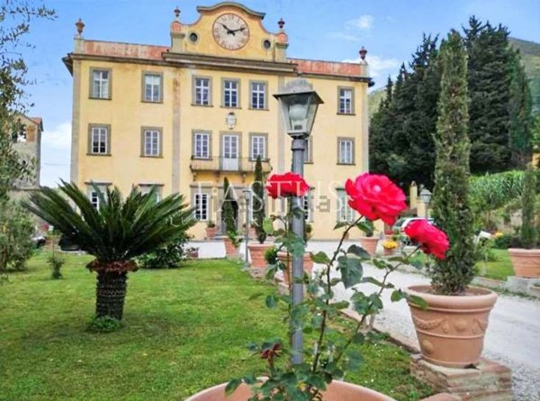 casa indipendente in vendita a San Giuliano Terme