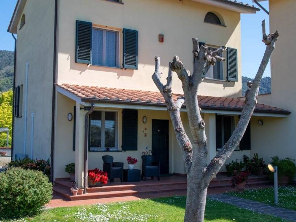 casa indipendente in vendita a San Giuliano Terme in zona Pappiana