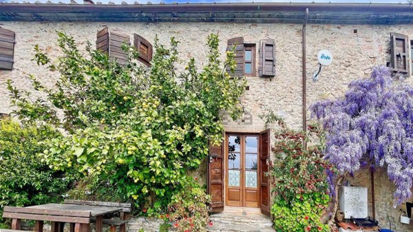 casale in vendita a San Giuliano Terme