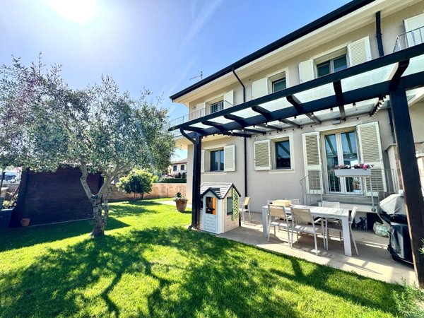 casa indipendente in vendita a San Giuliano Terme in zona Gello