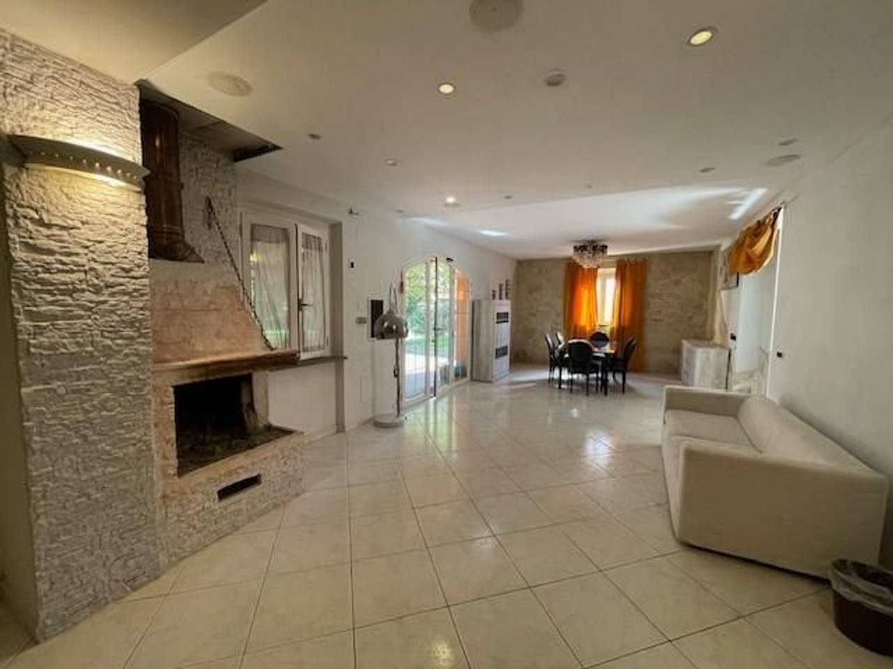 casa indipendente in vendita a San Giuliano Terme in zona Pappiana