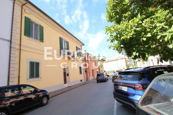 appartamento in vendita a San Giuliano Terme