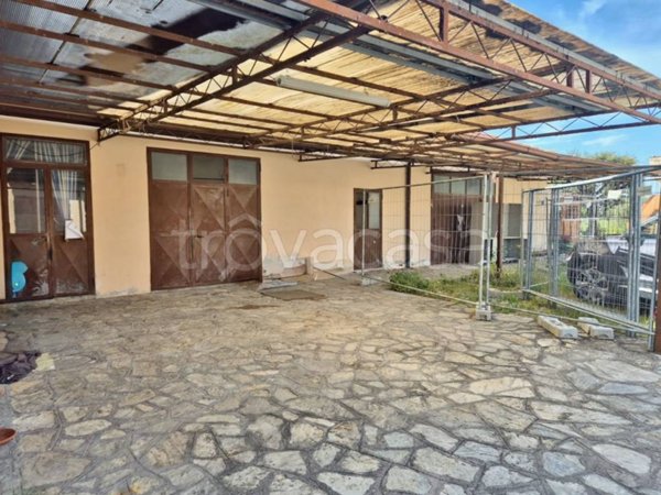casa indipendente in vendita a San Giuliano Terme in zona Madonna dell'Acqua