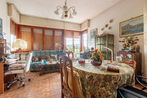 casa indipendente in vendita a San Giuliano Terme