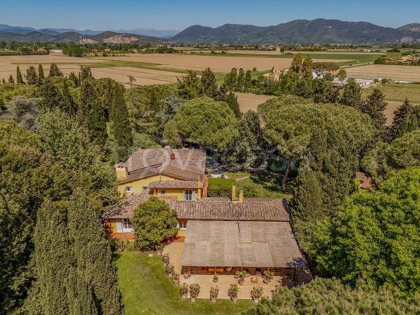 casa indipendente in vendita a San Giuliano Terme