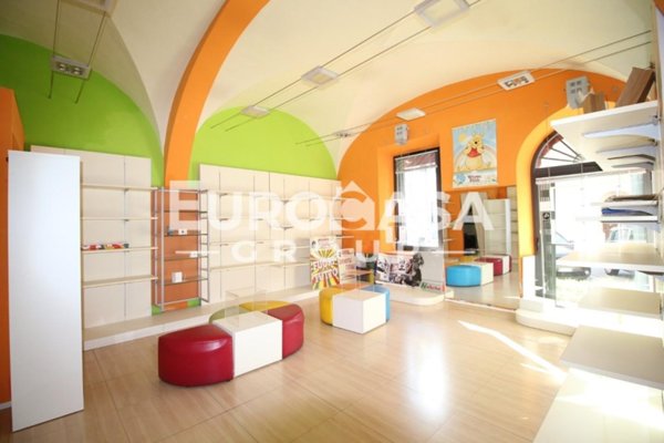 locale commerciale in vendita a San Giuliano Terme