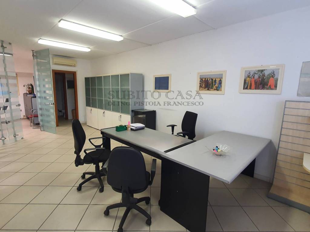 ufficio in vendita a San Giuliano Terme in zona Pappiana