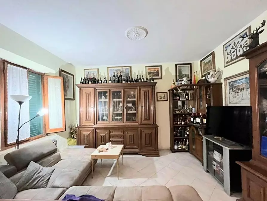 casa indipendente in vendita a San Giuliano Terme in zona Agnano