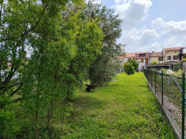 casa indipendente in vendita a San Giuliano Terme in zona Gello