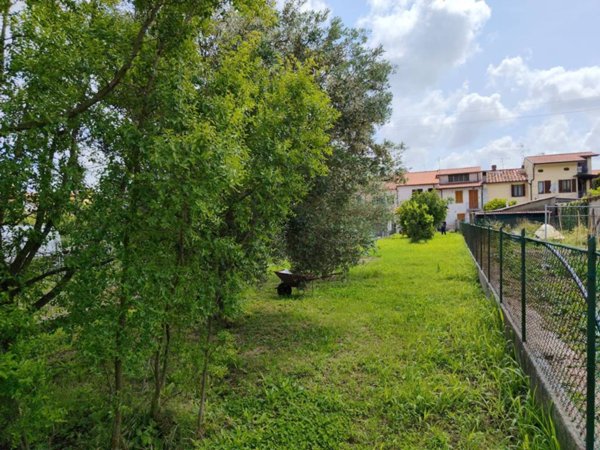 casa indipendente in vendita a San Giuliano Terme in zona Gello
