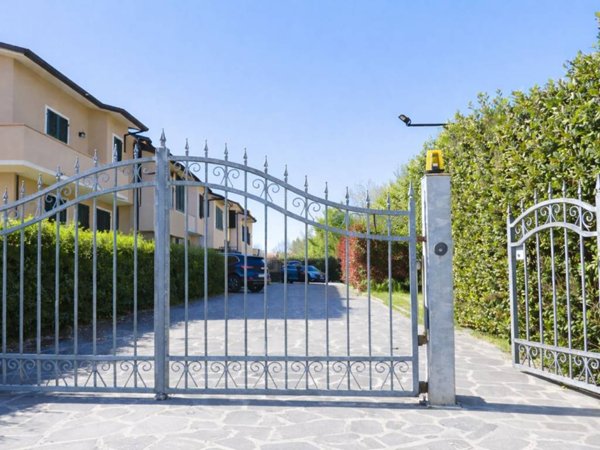 appartamento in vendita a San Giuliano Terme in zona Arena-Metato
