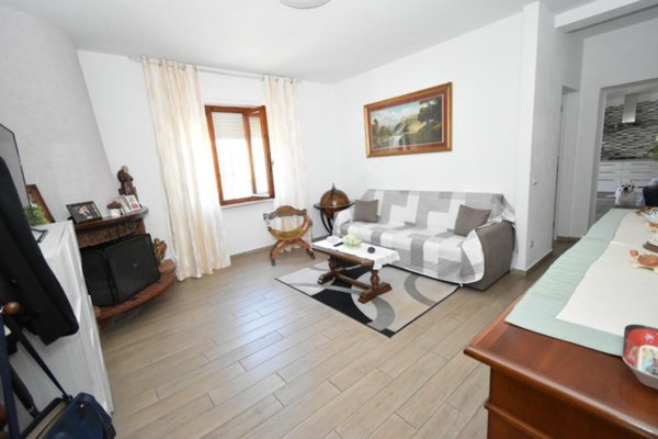 casa indipendente in vendita a San Giuliano Terme in zona Pontasserchio