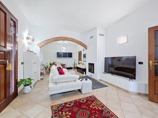 casa indipendente in vendita a San Giuliano Terme in zona Arena-Metato