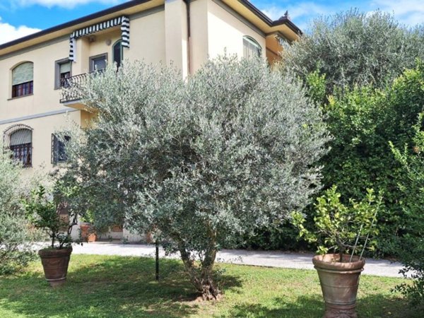 casa indipendente in vendita a San Giuliano Terme in zona Pontasserchio