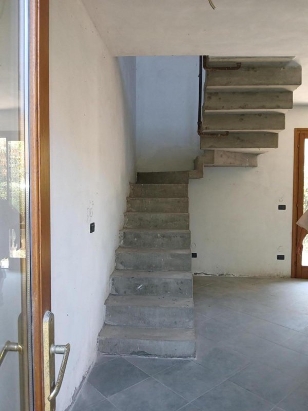 casa indipendente in vendita a San Giuliano Terme in zona Arena-Metato