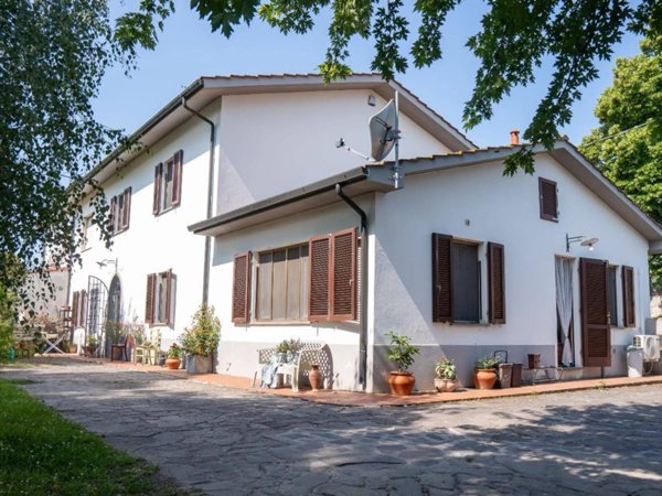 casa indipendente in vendita a San Giuliano Terme in zona Gello