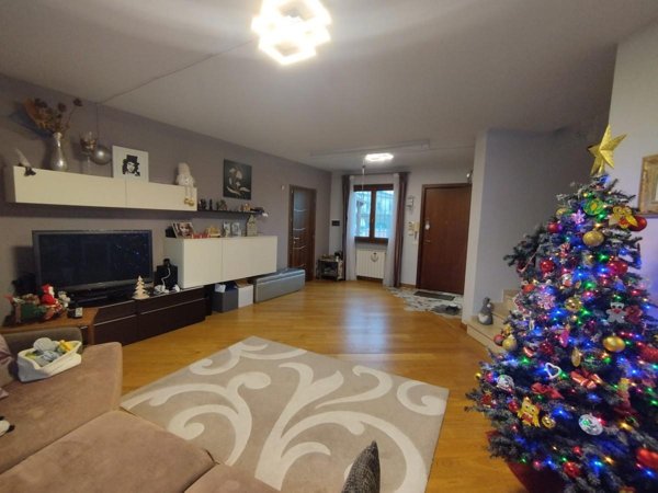 casa indipendente in vendita a San Giuliano Terme in zona San Martino a Ulmiano