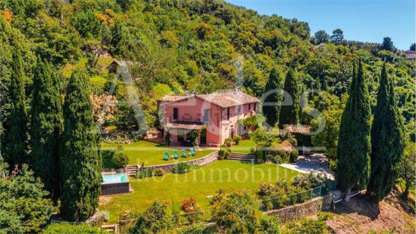 casa indipendente in vendita a San Giuliano Terme