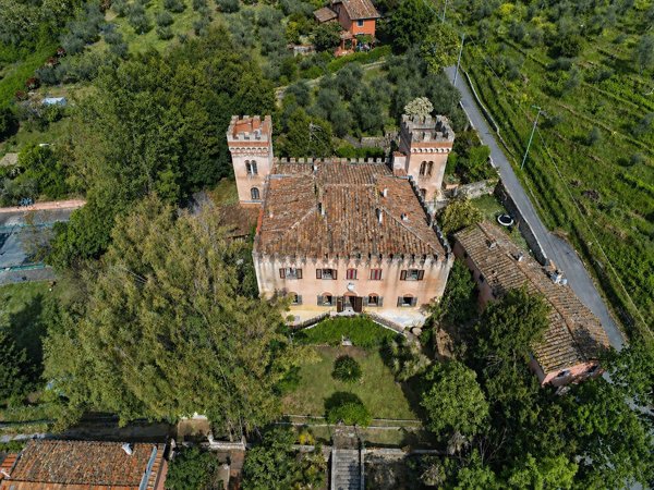 casa indipendente in vendita a San Giuliano Terme