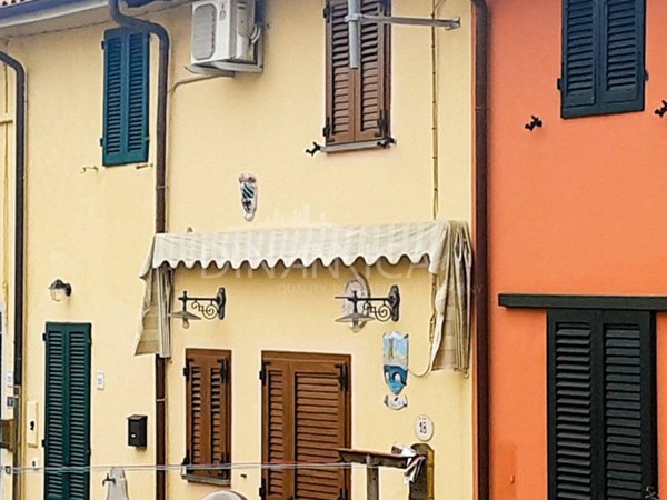 casa indipendente in vendita a San Giuliano Terme in zona Pugnano