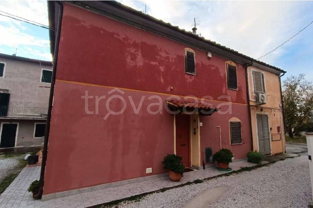 appartamento in vendita a San Giuliano Terme in zona Gello