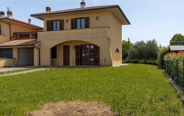 casa indipendente in vendita a San Giuliano Terme in zona Gello