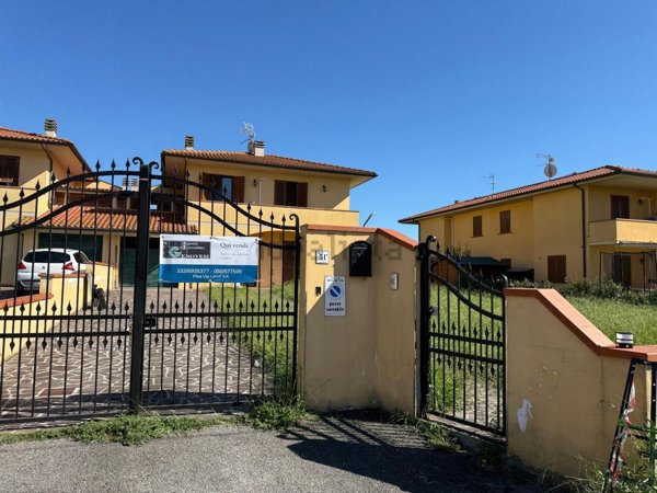 casa indipendente in vendita a San Giuliano Terme