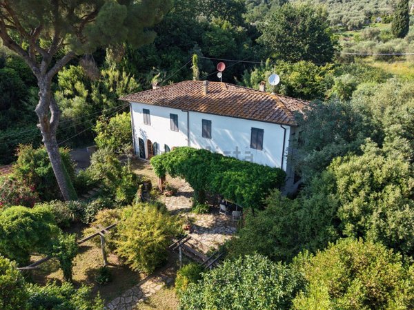 casa indipendente in vendita a San Giuliano Terme in zona Orzignano