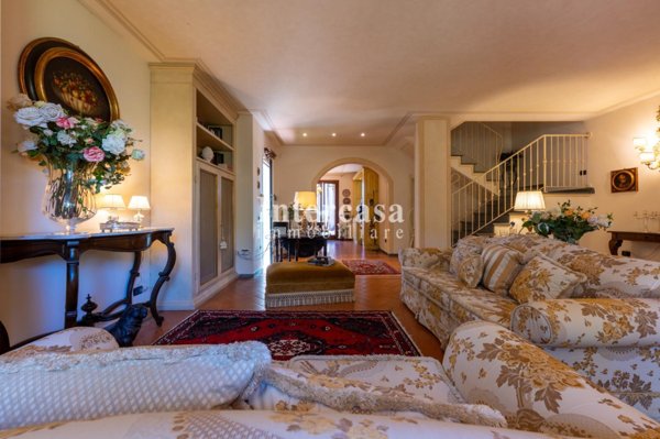 casa indipendente in vendita a San Giuliano Terme in zona Colignola