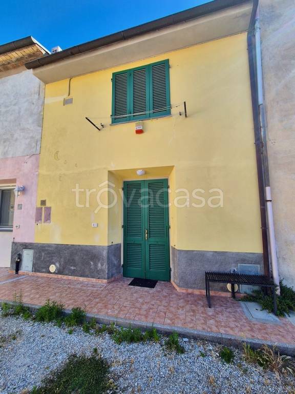 casa indipendente in vendita a San Giuliano Terme in zona Orzignano