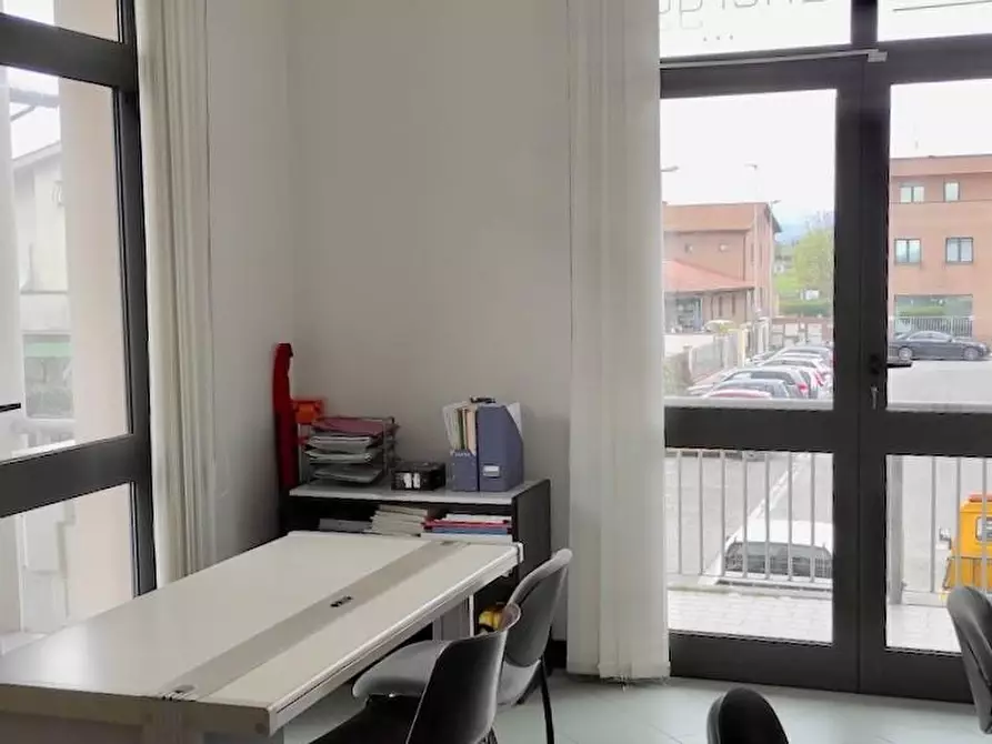 ufficio in vendita a San Giuliano Terme in zona San Martino a Ulmiano