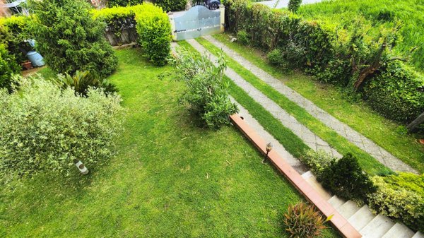 casa indipendente in vendita a San Giuliano Terme