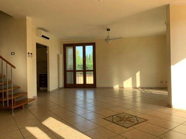 casa indipendente in vendita a San Giuliano Terme in zona Colignola