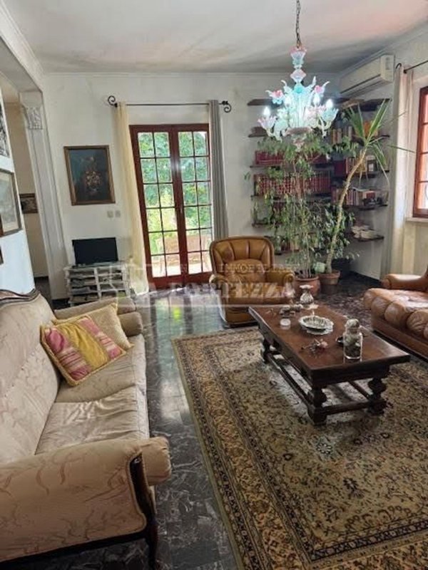 casa indipendente in vendita a San Giuliano Terme in zona Pontasserchio