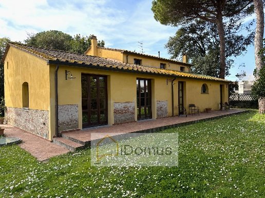 casa indipendente in vendita a San Giuliano Terme in zona Arena-Metato
