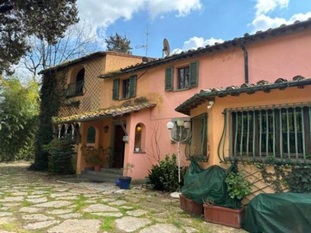 casa indipendente in vendita a San Giuliano Terme in zona Ripafratta