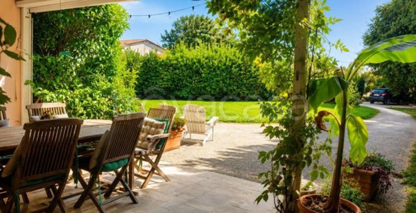 casa indipendente in vendita a San Giuliano Terme in zona Pappiana