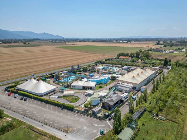 negozio in vendita a San Giuliano Terme