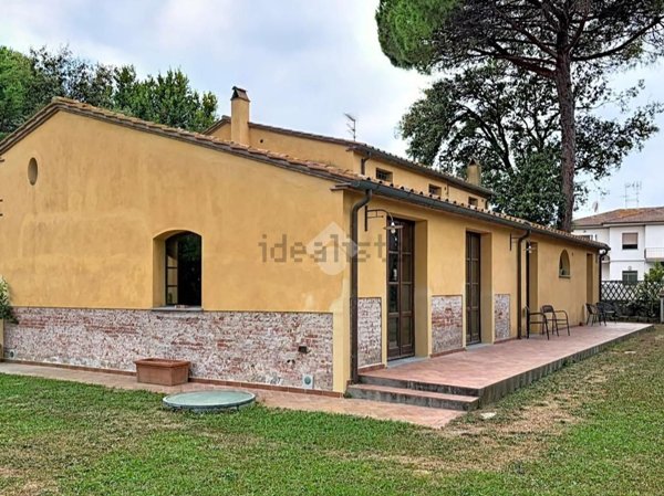 casa indipendente in vendita a San Giuliano Terme in zona Arena-Metato