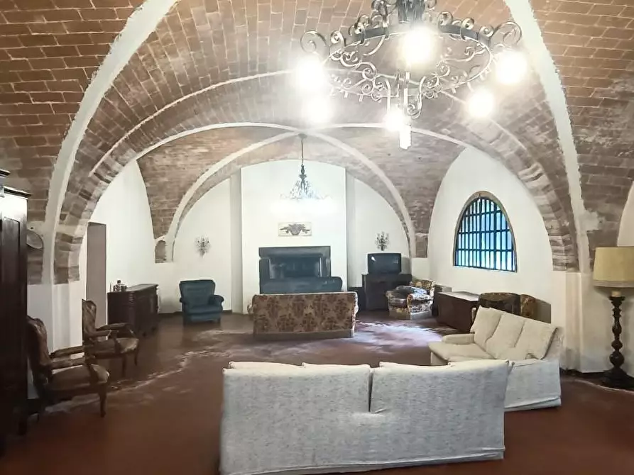 casale in vendita a San Giuliano Terme in zona Molina di Quosa
