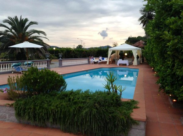casa indipendente in vendita a San Giuliano Terme in zona Molina di Quosa