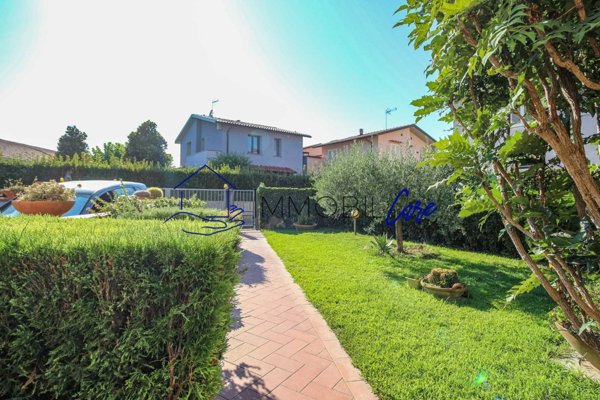casa indipendente in vendita a San Giuliano Terme in zona Ghezzano