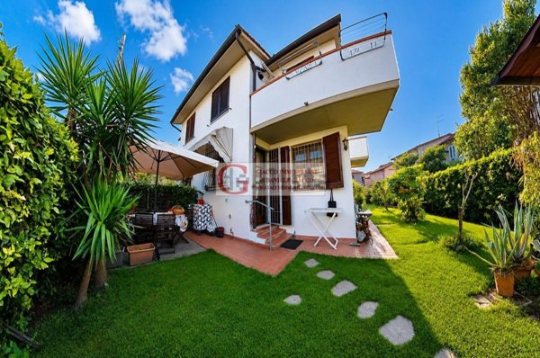 casa indipendente in vendita a San Giuliano Terme in zona Ghezzano