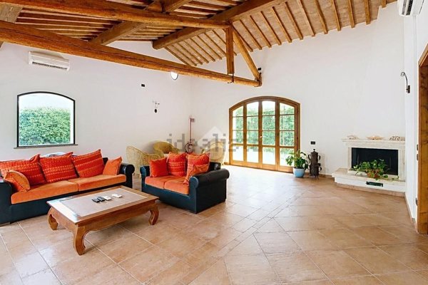 casa indipendente in vendita a San Giuliano Terme in zona Arena-Metato