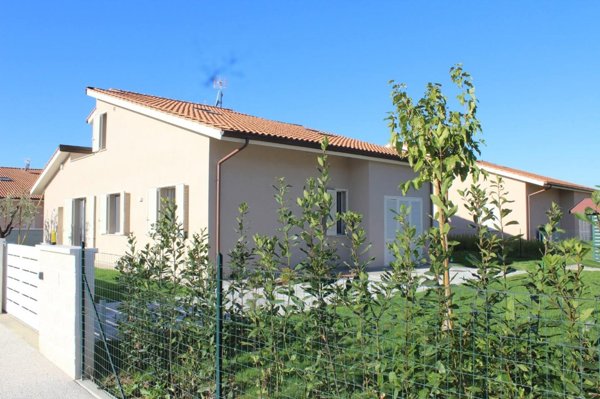 casa indipendente in vendita a San Giuliano Terme in zona Ghezzano